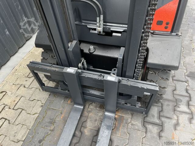 LPG-vorkheftruck Linde H25T-02
