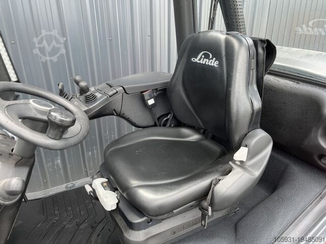 LPG-vorkheftruck Linde H25T-02