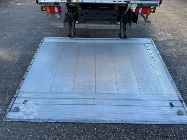 Box van MAN TGL 8.190 Koffer 6,50 m LBW 1,5 T*Diff-Sperre HA