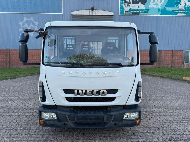 Pick-up bestelwagen IVECO 75E16 Pritsche mit Kran Fassi