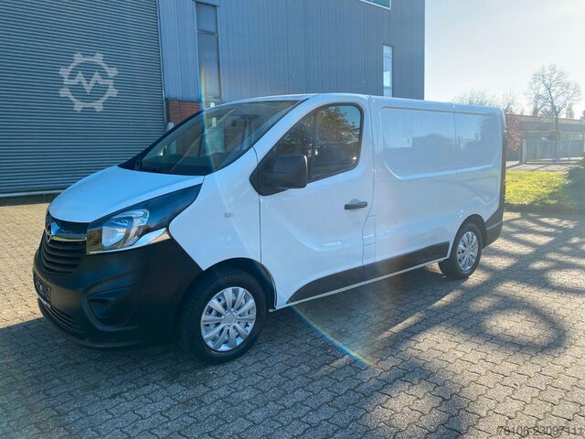 Bestelwagen OPEL Vivaro B Kastenwagen L1H1  2,7t*Ahk*90 tkm *