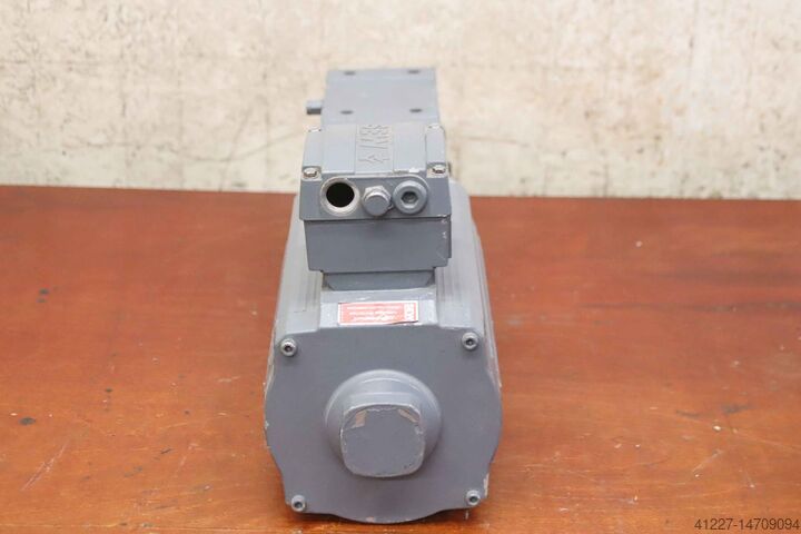 Getriebemotor 1,1 kW 41 U/min SEW-Eurodrive KA37 DAS100M4/TF/IS