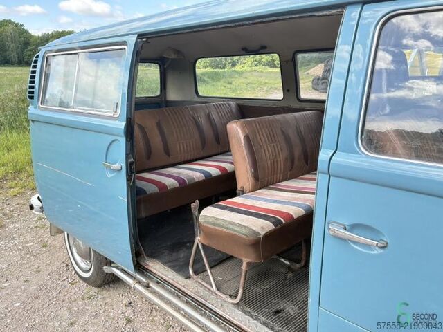 Passenger van Volkswagen T2