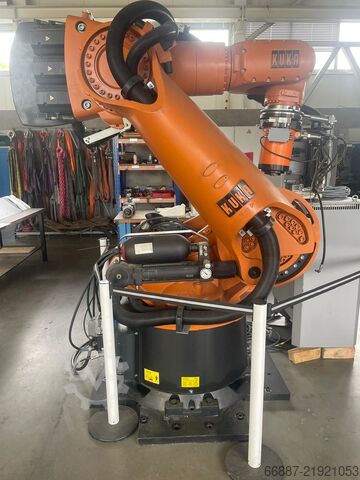Robot przemysłowy KUKA KR 500-2 MT