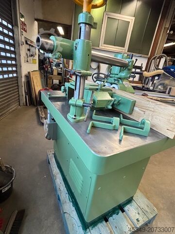 Mașină de frezat masa Kölle Typ F