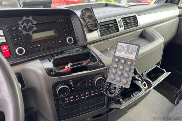 Camion malaxeur à béton MAN TGS 32.480 8x4 Liebherr 9m3