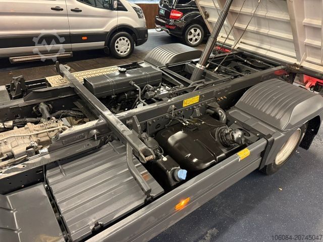 Benne tri-benne MERCEDES-BENZ Atego 818 Meiller 3 Seiten Kipper 2xAHK Kipphydr