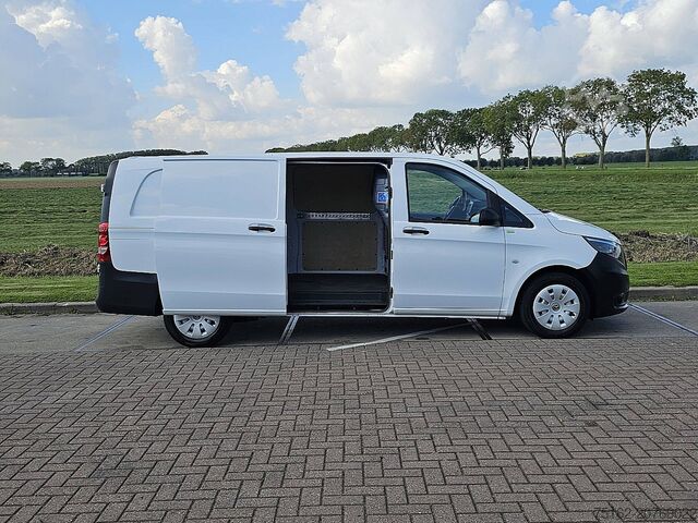Carrinha de tejadilho alto MERCEDES-BENZ VITO 114 L3 XL Automaat Navi!