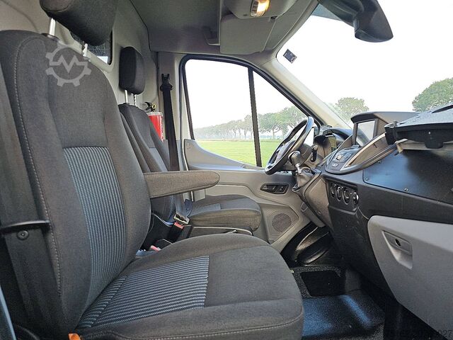 High-roof van FORD TRANSIT 2.0 L2H2 Imperiaal Navi!