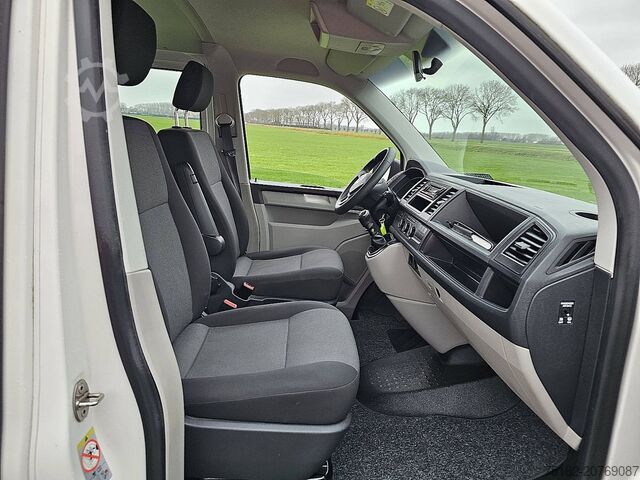 Transporte de passageiros VOLKSWAGEN TRANSPORTER 2.0 TDI L2H1 Combi 9p Airco!