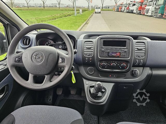 Transporte de passageiros OPEL VIVARO 1.6 L1 Combi 9p Airco
