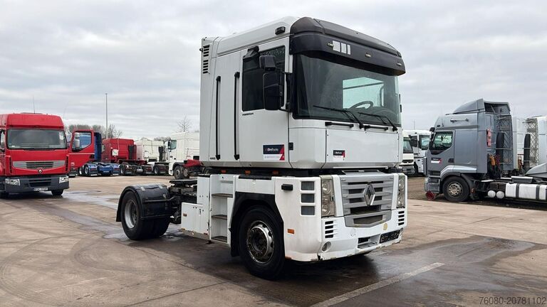 Standard tractor Renault AE 440 Magnum E-tech (BOITE MANUELLE / MANUAL G...