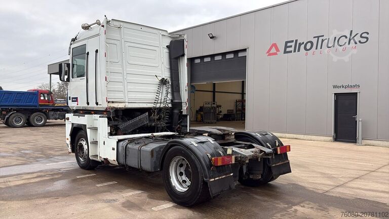 Standard tractor Renault AE 440 Magnum E-tech (BOITE MANUELLE / MANUAL G...