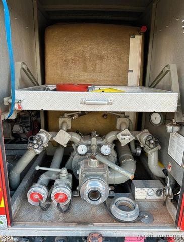 Van MERCEDES-BENZ Mercedes Benz 1017 AF ehem. Feuerwehrauto