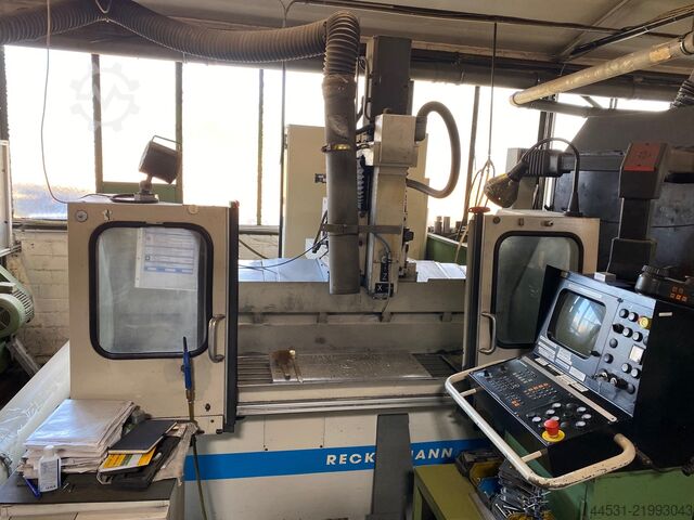 Fresatrice universale CNC Reckermann Primo II