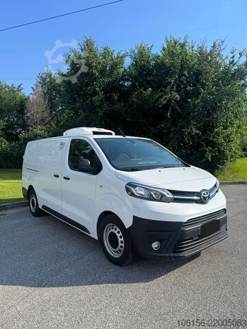 Izolovaný minivan s chladicí jednotkou TOYOTA PROACE LONG 2.0 DIESEL
