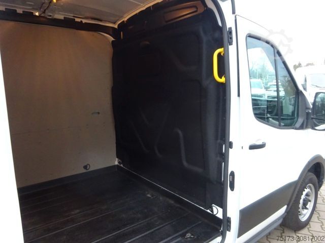 Furgoneta FORD Transit Kasten 310 L3H2 130PS DAB+