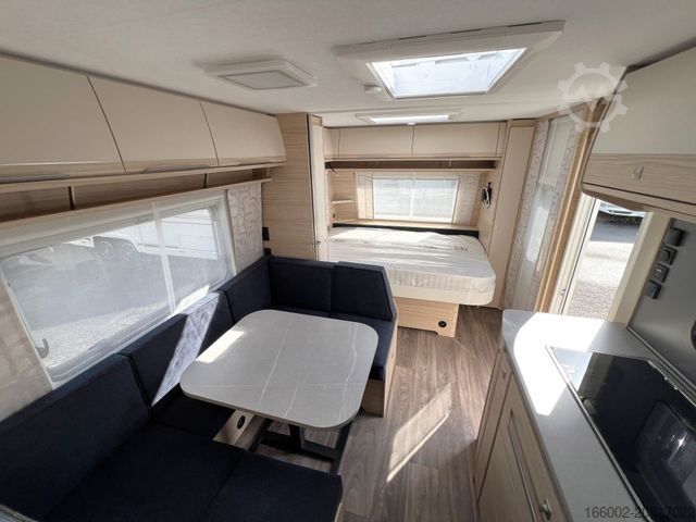 Caravana FENDT Bianco Activ 560 SKM Modell 2026 ausgestellt