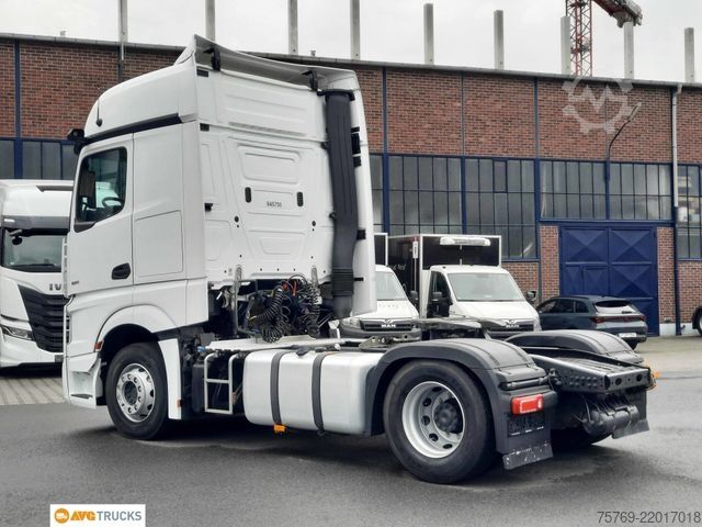 Tractora standard MERCEDES-BENZ 1851 LS BigSpace Kipphydr. Standklima Retarder