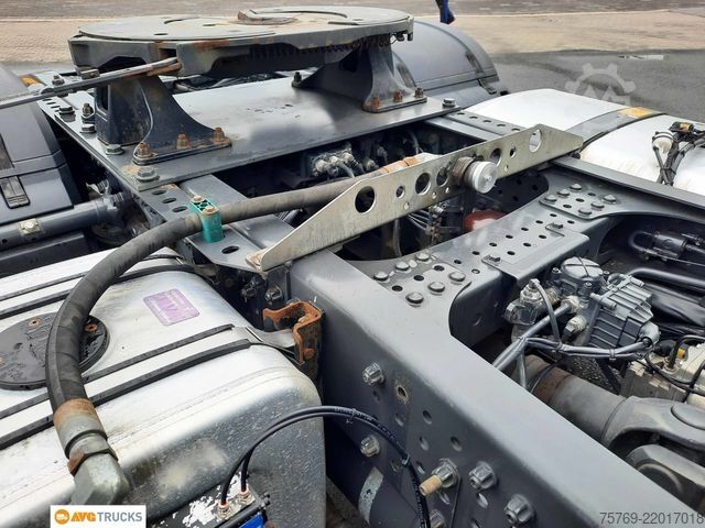 Tractora standard MERCEDES-BENZ 1851 LS BigSpace Kipphydr. Standklima Retarder