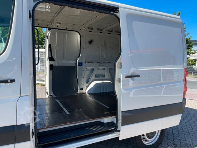Panelvan VW Crafter 35 KA/ L1H1/ AC/ 2xSchiebetür/ NAVI/ AHK