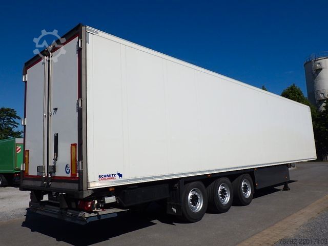 Kylsläpvagn SCHMITZ CARGOBULL SKO 24/L FP45 Doppelst./Thermo-King/LBW/2133 Bh