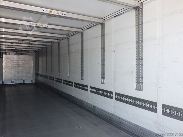 Semiremorcă frigorifică SCHMITZ CARGOBULL SKO 24/L FP45 Doppelst./Thermo-King/LBW/2133 Bh