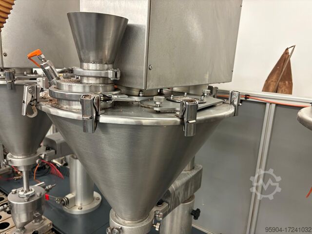 Poeder/ingrediënt doseermachines x 3 Powder / Ingredient Depositors x 3