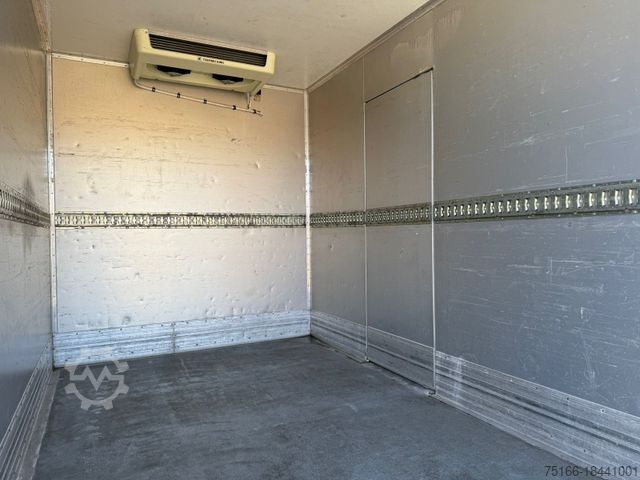 Koelwagen met geïsoleerde laadbak MERCEDES-BENZ SPRINTER 519 CDI Kühlkoffer 3,5 m LBW*THERMO