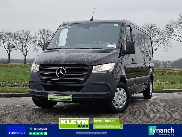Yüksek tavanlı istasyon vagonu MERCEDES-BENZ SPRINTER 215 L2H1 Mbux Automaat!
