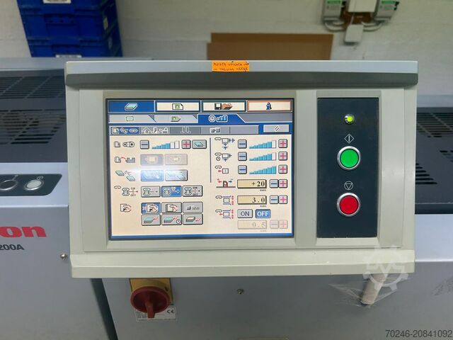 Dokumentefinishingssystem Horizon SPF-200A