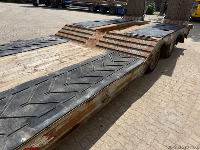 Remorcă cu platformă joasă MÜLLER-MITTELTAL TT40 Tieflader / Rampen