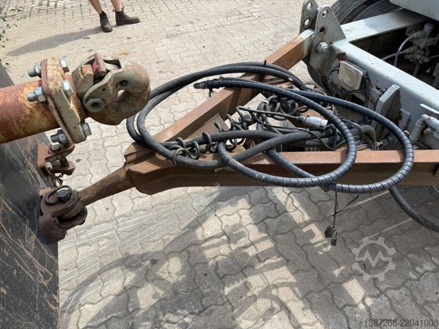 Remorcă cu platformă joasă MÜLLER-MITTELTAL TT40 Tieflader / Rampen