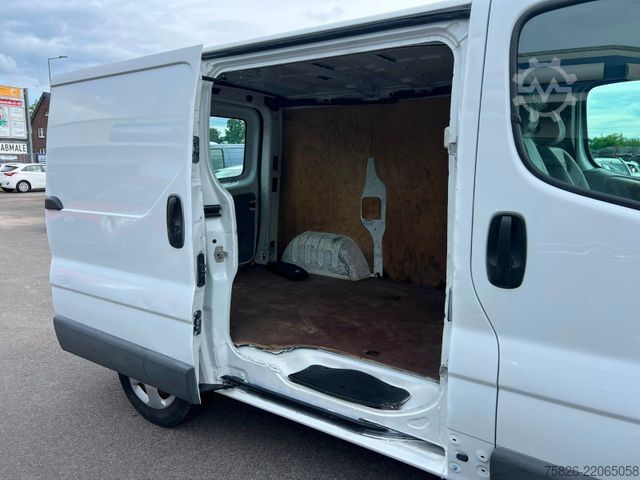Furgão de painéis OPEL Vivaro Kasten*Klima*Tüv28/6*AHK*98tkm*