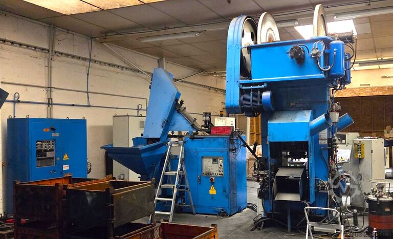 πρέσα σφυρηλάτησης VACCARI forging line