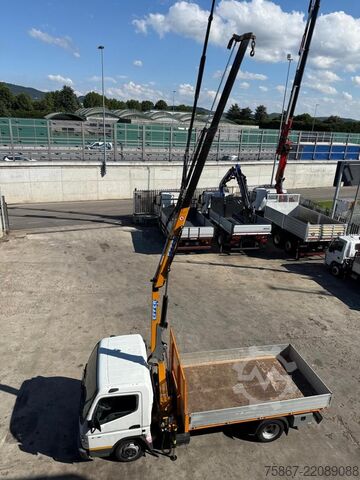 LKW mit Festaufbau Mitsubishi Canter 3C15