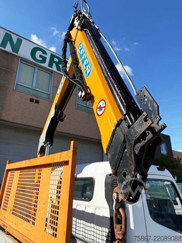 LKW mit Festaufbau Mitsubishi Canter 3C15