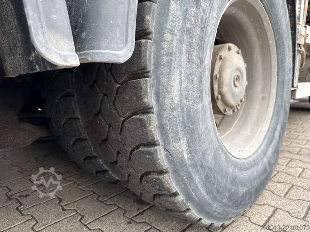 Betonpumpebil MERCEDES-BENZ AROCS 3742 8x4 Euro 6 Sermac 5Z42