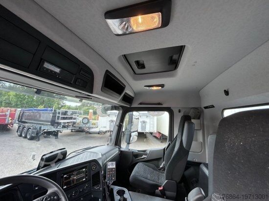 Betonmischer LKW MERCEDES-BENZ AROCS 3743, 8X4 BETONMISCHER, EURO 6,  9M³ LIEBHERR MISCHER