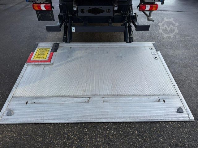 Box truck MERCEDES-BENZ ATEGO 1224 L Koffer 7,20 m LBW 1,5 to.*Seitentür