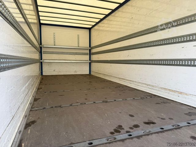 Box truck MERCEDES-BENZ ATEGO 1224 L Koffer 7,20 m LBW 1,5 to.*Seitentür