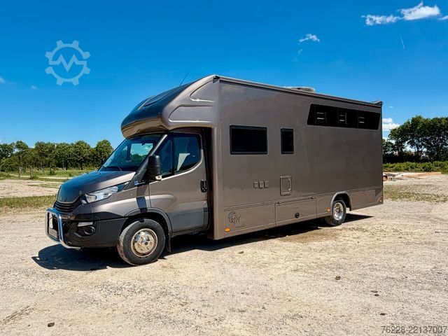 Livestock transporter IVECO Daily