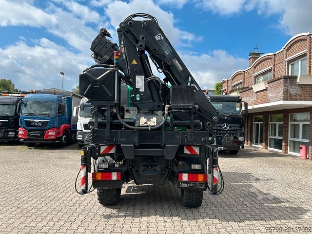 Truck mounted crane UNIMOG U400 + HIAB 122E 4x4