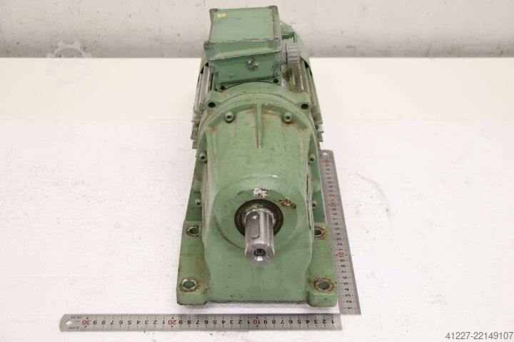 Gearmotor 1,5 kW, 70 omdr./min. Lenze 12.622.12.1  90L/4-H-TH-BR-