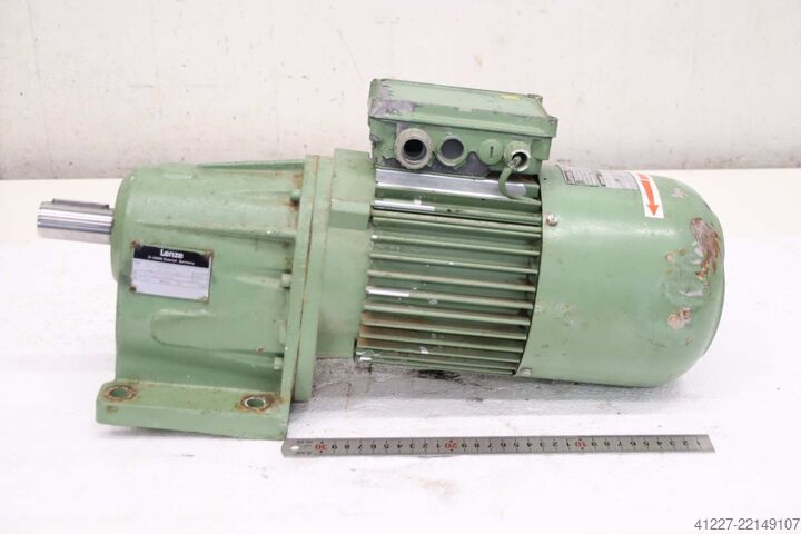 Gearmotor 1,5 kW, 70 omdr./min. Lenze 12.622.12.1  90L/4-H-TH-BR-