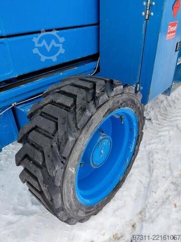 Nůžkový výtah Genie GS-4390 RT