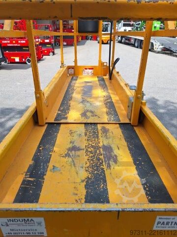 Schaarlift Haulotte COMPACT 8