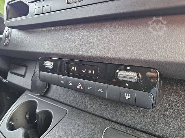 Kombi s vysokou střechou MERCEDES-BENZ SPRINTER 317 L3H2 Mbux Automaat!
