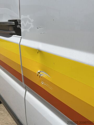 Caravana/autocaravana Fiat Weinsberg Carabus 600 K | 4 posti letto | Completamente attrezzato