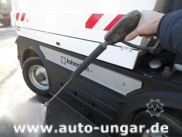 Yol süpürme aracı Johnston CN401 Bucher 5006 Kehrmaschine Euro 6